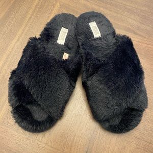 Pink fluffy slippers